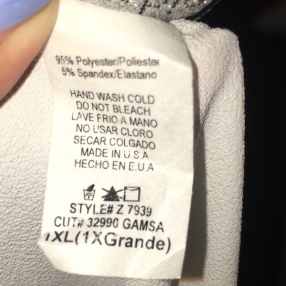 NEW•1X•Creme De La Creme White Chiffon Style Sophisticated Top - Picture 4 of 13